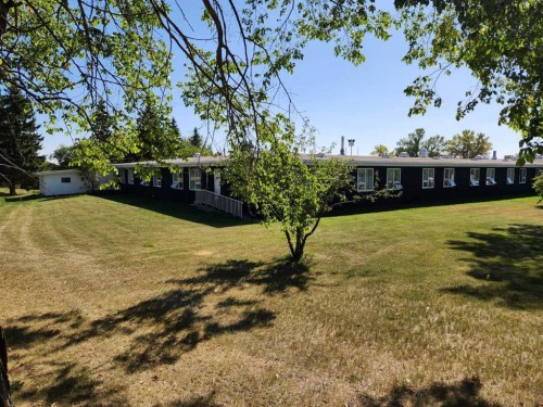 5430 51A Street, Bashaw, AB 