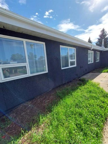 5430 51A Street, Bashaw, AB 