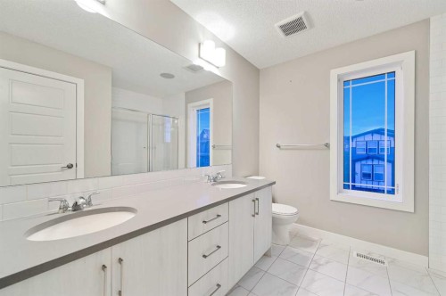 26 Howse Row Ne, Calgary, AB - Indoor Photo Showing Bathroom