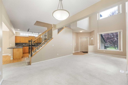 72 Rockyledge Crescent Nw, Calgary, AB - Indoor Photo Showing Other Room