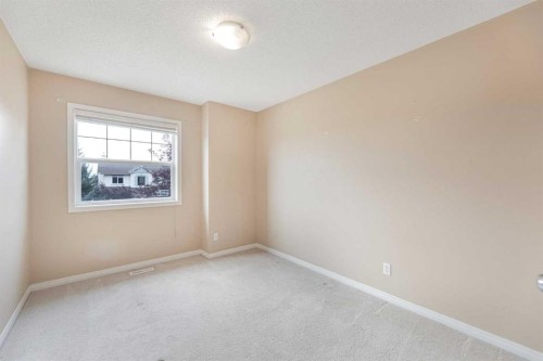 72 Rockyledge Crescent Nw, Calgary, AB - Indoor Photo Showing Other Room