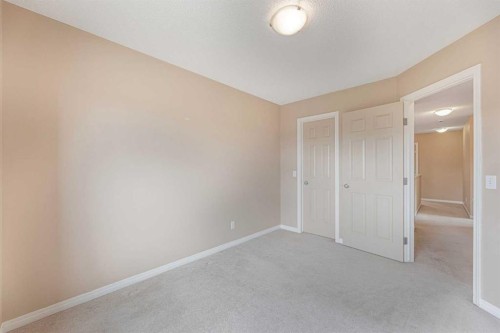 72 Rockyledge Crescent Nw, Calgary, AB - Indoor Photo Showing Other Room