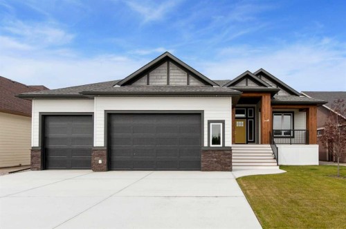 6 Harrison Green  Olds, AB T4H 1W2