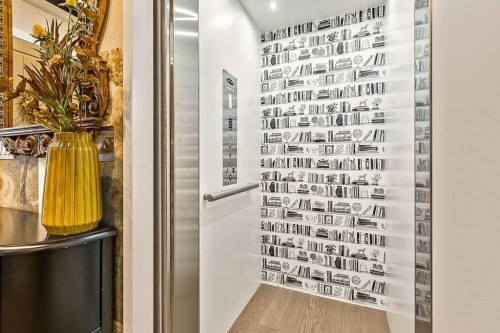 10 Westmount Point, Okotoks, AB - Indoor Photo Showing Other Room