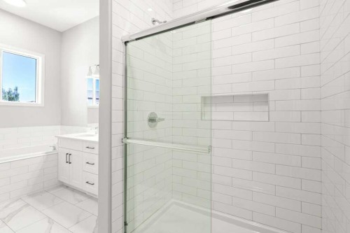 108 Monterey Bay Se, High River, AB - Indoor Photo Showing Bathroom