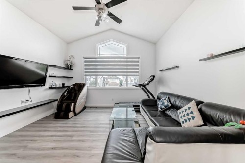246 New Brighton Mews Se, Calgary, AB - Indoor