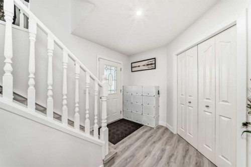 246 New Brighton Mews Se, Calgary, AB - Indoor Photo Showing Other Room