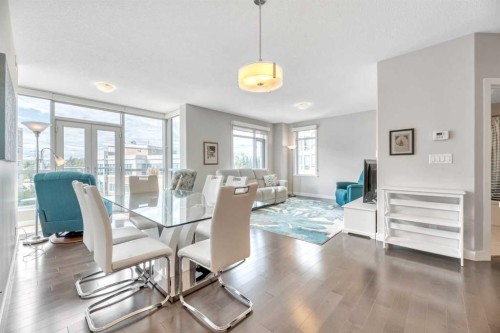 410-24 Varsity Estates Circle Nw, Calgary, AB - Indoor Photo Showing Dining Room