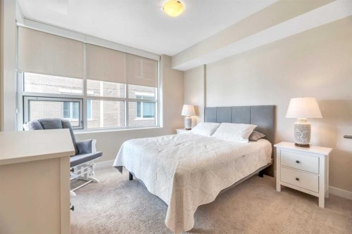 410-24 Varsity Estates Circle Nw, Calgary, AB - Indoor Photo Showing Bedroom