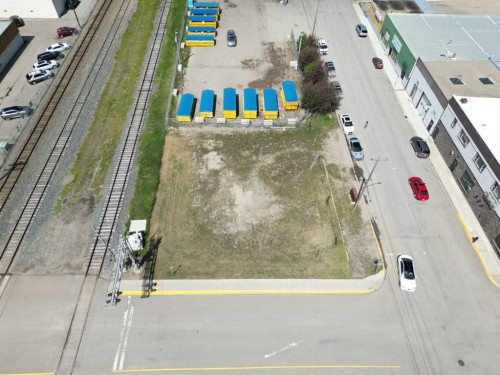 4950 49 Avenue, Olds, AB 