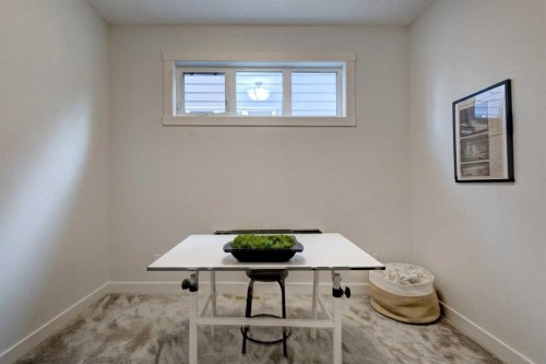 19 Cranbrook Crescent Se, Calgary, AB - Indoor