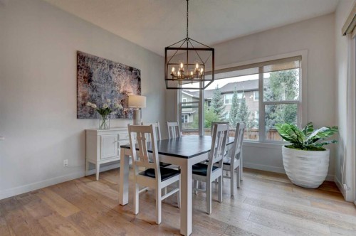 19 Cranbrook Crescent Se, Calgary, AB - Indoor Photo Showing Dining Room