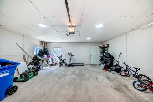 32 Taravista Crescent Ne, Calgary, AB - Indoor