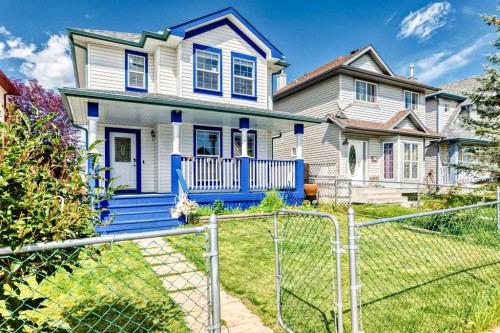 32 Taravista Crescent Ne, Calgary, AB - Outdoor With Deck Patio Veranda With Facade