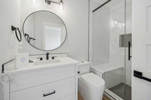 36 Maple Court Crescent Se, Calgary, AB - Indoor Photo Showing Bathroom