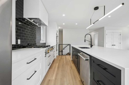 36 Maple Court Crescent Se, Calgary, AB - Indoor Photo Showing Kitchen With Upgraded Kitchen