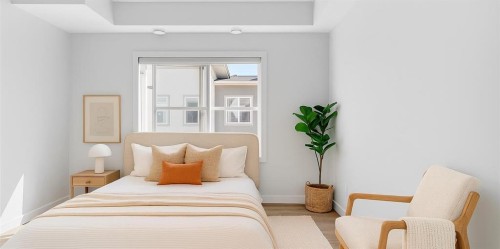 146-2117 81 Street Sw, Calgary, AB - Indoor Photo Showing Bedroom