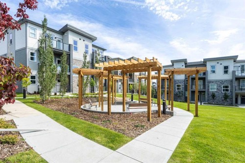 146-2117 81 Street Sw, Calgary, AB - Outdoor