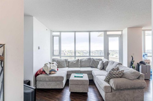 1701-325 3 Street Se, Calgary, AB - Indoor Photo Showing Living Room