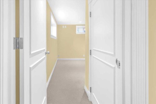 2211 45 Street Se, Calgary, AB - Indoor Photo Showing Other Room