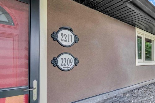 2211 45 Street Se, Calgary, AB - Outdoor