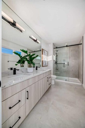 3349 Spruce Drive Sw, Calgary, AB - Indoor