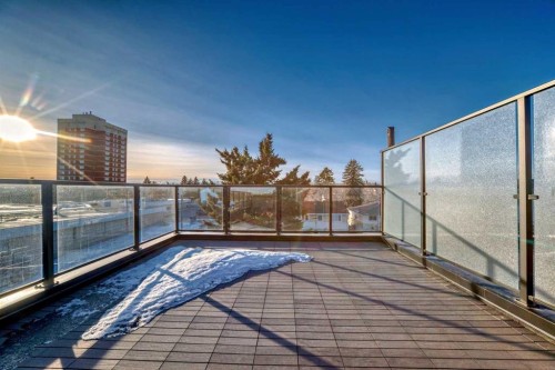 3349 Spruce Drive Sw, Calgary, AB - Outdoor With Exterior