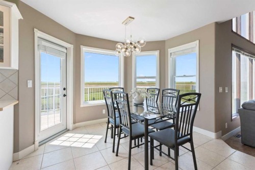 250257 271 Range Road, Rural Rocky View County, AB - Indoor Photo Showing Dining Room