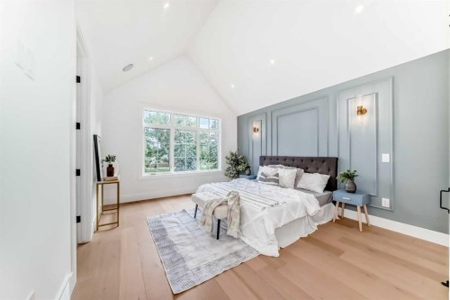 2426 53 Avenue Sw, Calgary, AB - Indoor Photo Showing Bedroom