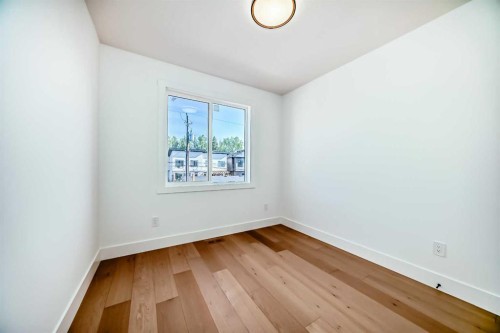 2426 53 Avenue Sw, Calgary, AB - Indoor Photo Showing Other Room
