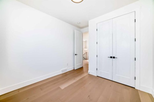 2426 53 Avenue Sw, Calgary, AB - Indoor Photo Showing Other Room