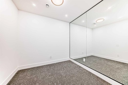 2426 53 Avenue Sw, Calgary, AB - Indoor Photo Showing Other Room
