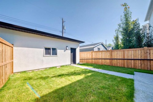 2426 53 Avenue Sw, Calgary, AB - Outdoor