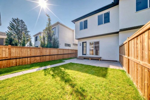 2426 53 Avenue Sw, Calgary, AB - Outdoor