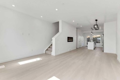 322 Sage Hill Circle Nw, Calgary, AB - Indoor Photo Showing Other Room