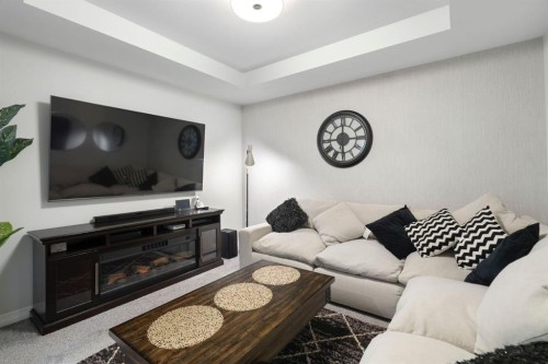 306 Corner Meadows Way Ne, Calgary, AB - Indoor Photo Showing Living Room