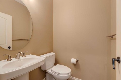 144 Tuscany Ravine Heights Nw, Calgary, AB - Indoor Photo Showing Bathroom