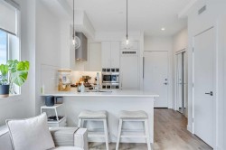 402-8230 Broadcast Avenue  Calgary, AB T3H 6M1