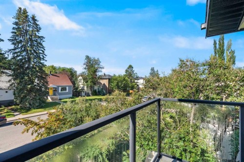 434 30 Avenue Nw, Calgary, AB - Outdoor With Balcony