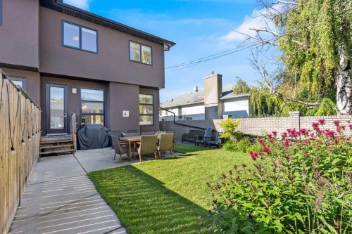 434 30 Avenue Nw, Calgary, AB - Outdoor