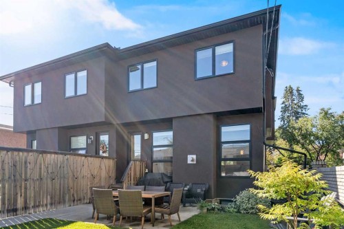 434 30 Avenue Nw, Calgary, AB - Outdoor