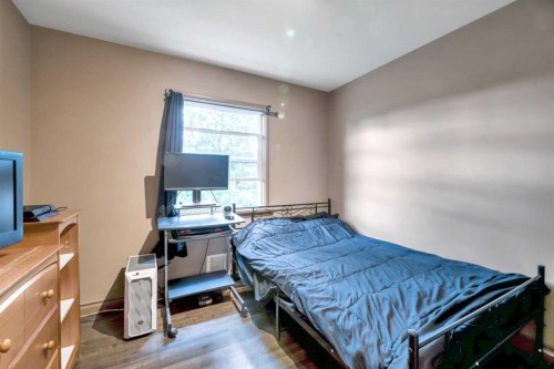 3-1833 21 Avenue Nw, Calgary, AB - Indoor Photo Showing Bedroom