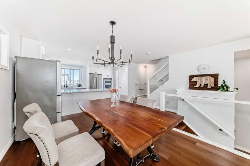 108 Magnolia Way Se, Calgary, AB - Indoor