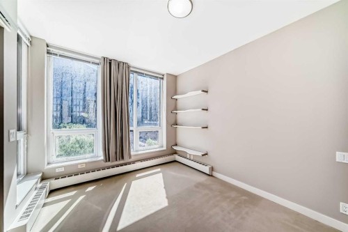 521-222 Riverfront Avenue Sw, Calgary, AB - Indoor Photo Showing Other Room