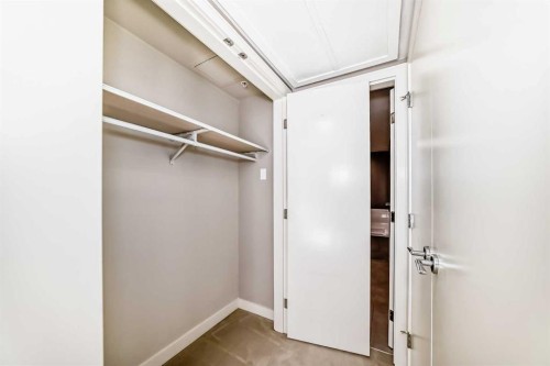 521-222 Riverfront Avenue Sw, Calgary, AB - Indoor