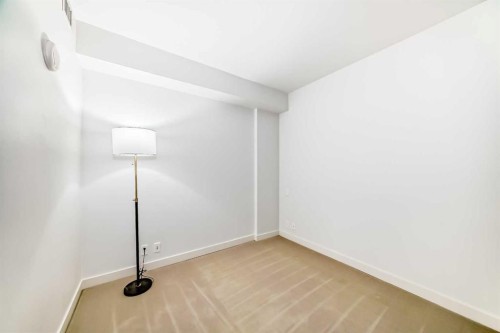 521-222 Riverfront Avenue Sw, Calgary, AB - Indoor Photo Showing Other Room