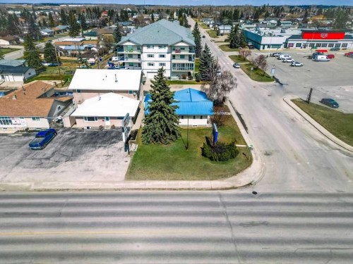 4530 54 Avenue, Olds, AB 