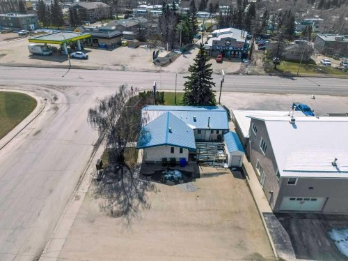 4530 54 Avenue, Olds, AB 