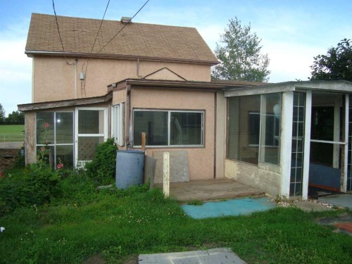 114 School Road, Trochu, AB - Outdoor