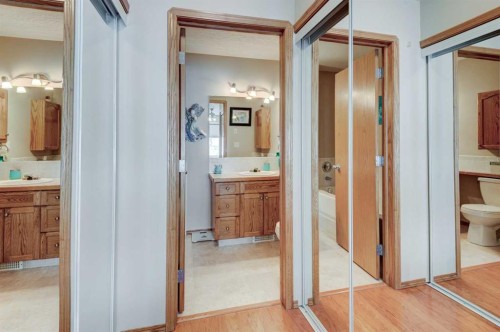 3 Strathmore Lakes Bay, Strathmore, AB - Indoor Photo Showing Bathroom